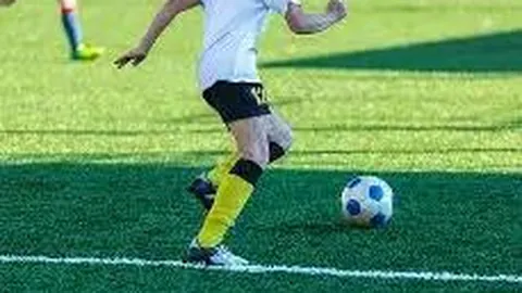 金晨新剧首播引争议：观众热议颜值变化，质疑整容传闻