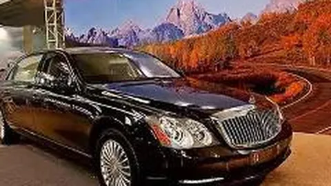 “伊普斯威奇4-2逆转曼城：英超联赛第二轮精彩瞬间汇总”